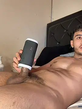 Leonthick live XXX chat