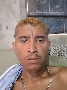 Show de DOUGLAS-santos30 na webcam
