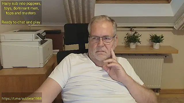 subbear1968 élő XXX-chatje