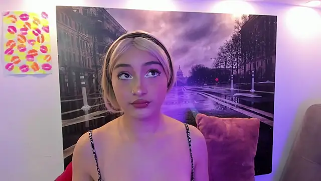 Nina-Mars' Live XXX Chat