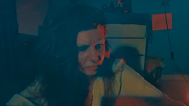 VivienDarkbloom Adlı Modelin Canlı XXX Sohbeti