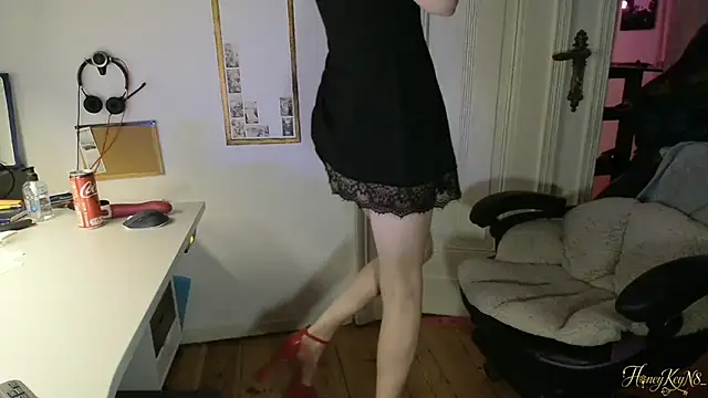 Онлайн чат XXX HoneyKeyN8_