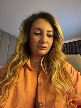 YaaraCollins Live XXX-Chat