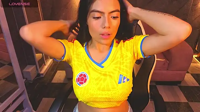 _Charlottee_b Chat XXX in diretta