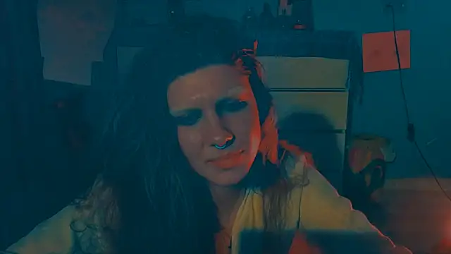 Chat XXX en directo de VivienDarkbloom