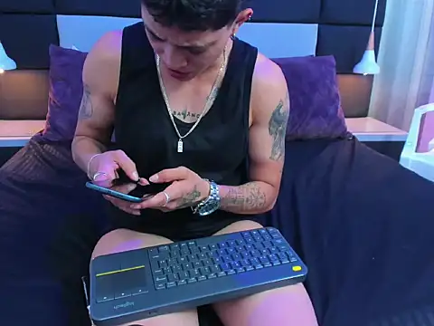 Chat XXX en directo de Pixelriott