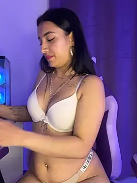 Chat +18 de Megaan_11 ao vivo