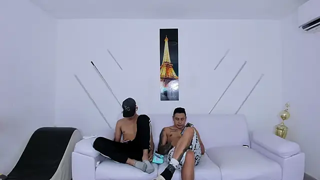 دردشة brutal_sex_room2k الجنسية المباشرة