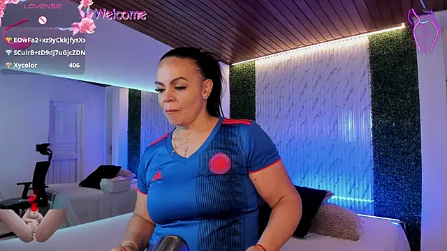 צ'אט XXX בשידור חי של victoria_mooree