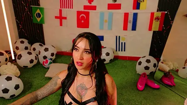 Chat +18 de EmmyEvans1 ao vivo