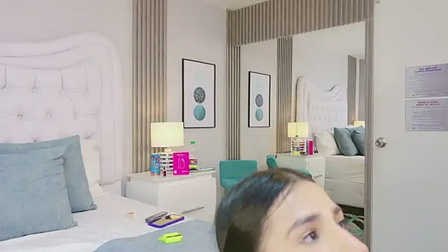 CaitlynMiller live XXX chat