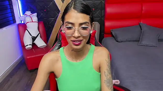 KarlaSlutSkinny__'s Live XXX Chat