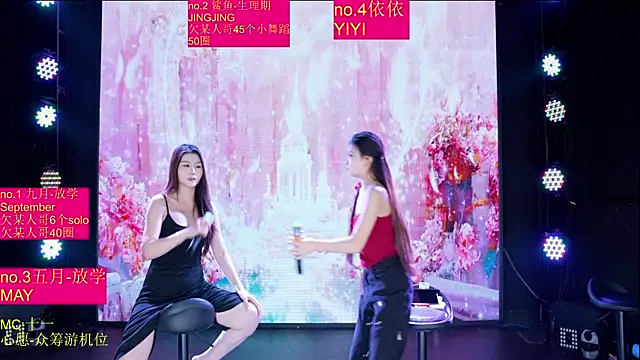 Red-666 Live XXX-Chat