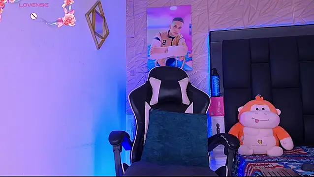 Онлайн чат XXX dilan_alfonzo