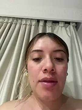 valery_mora Chat XXX live