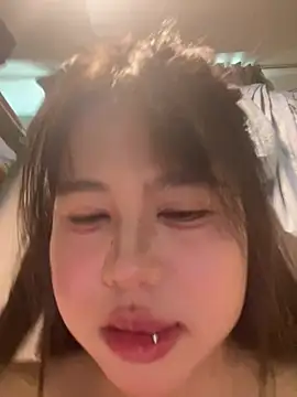 AAin-00 即時 XXX 聊天