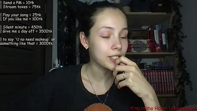 Yuna5343's Live XXX Chat