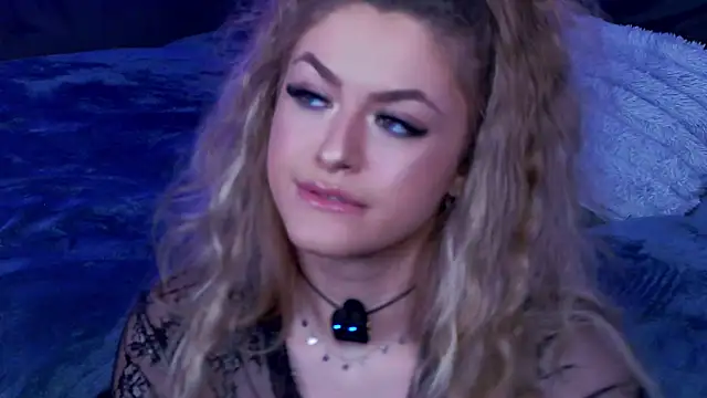 AnneMaryie Chat XXX live