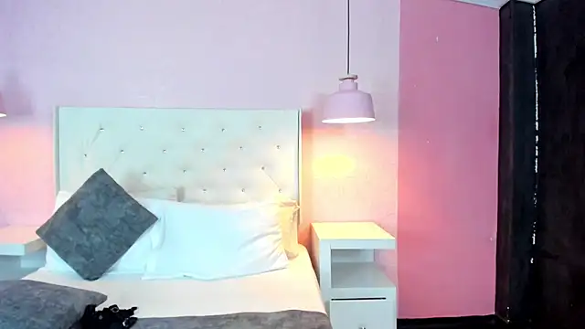 Živý XXX chat KarlaCartier
