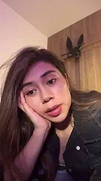 aimi_art1's Live XXX Chat
