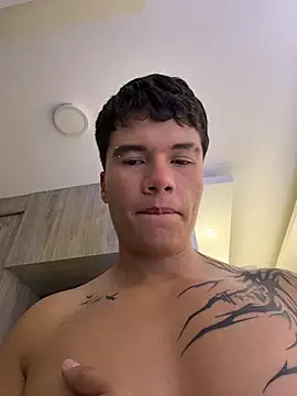 Logan_smith1 লাইভ XXX চ্যাট