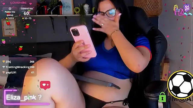 Chat +18 de eliza_pink24 ao vivo
