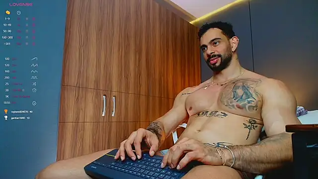 massimo_visconti live XXX chat
