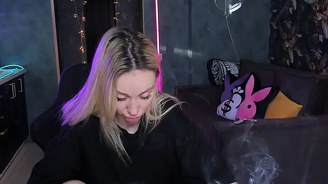Blckmirrorr's Live XXX Chat