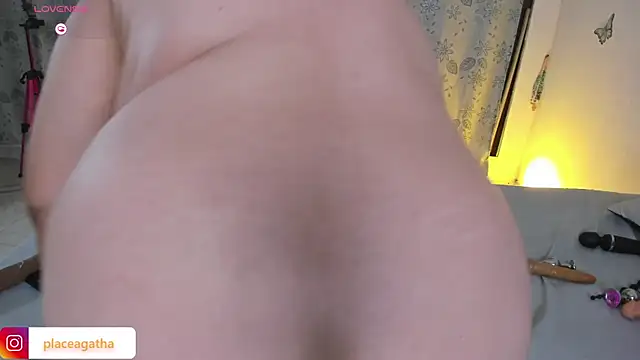 agathaxxx-69 XXX чат на живо