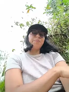 MirandaSingle live XXX chat