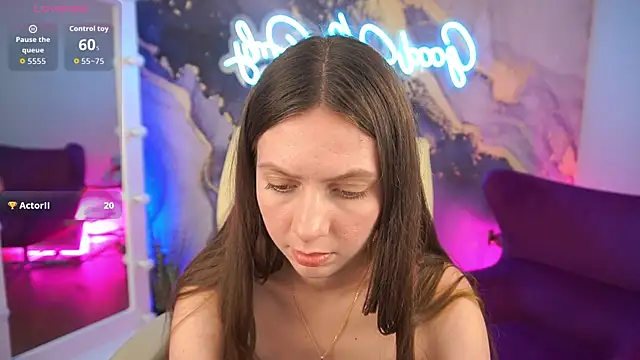 Chatroom XXX en direct de BabyLumi