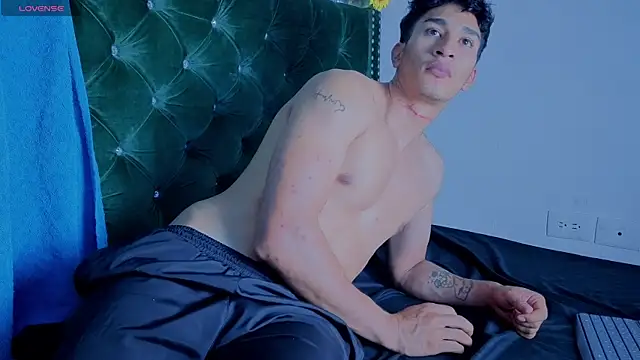Zayn_Moretti Chat XXX live