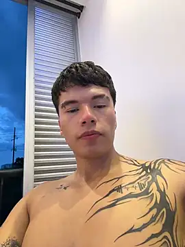 แชท XXX สดของ Logan_smith1