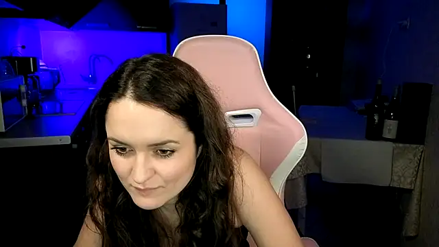 Chat +18 de Cerann1 ao vivo