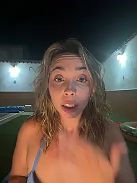 Chat +18 de space_couple ao vivo