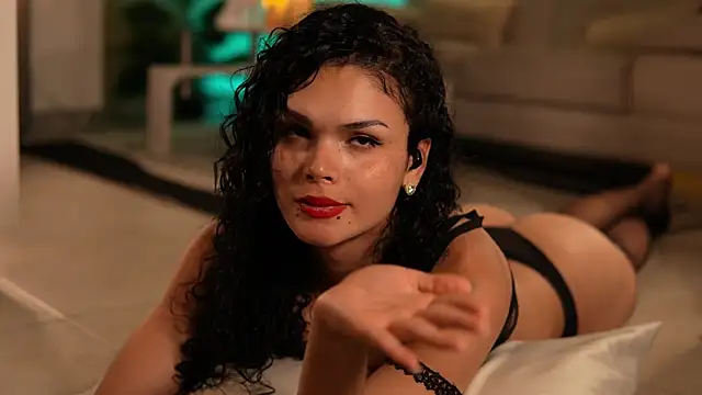 Chatroom XXX en direct de GiaFaaris