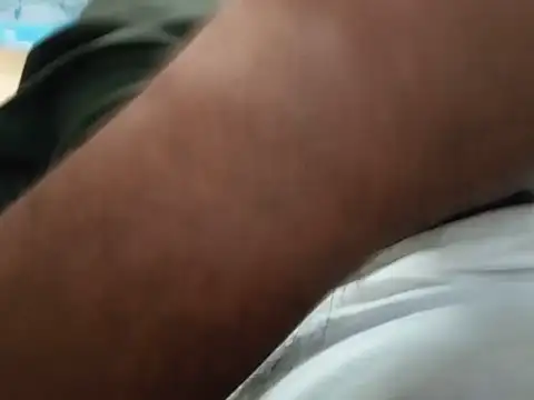 Show de UncutlovingGuy na webcam