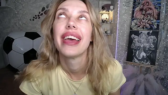 NickyAdamidi Live XXX-chat