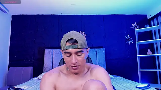 LiamDeep Chat XXX live