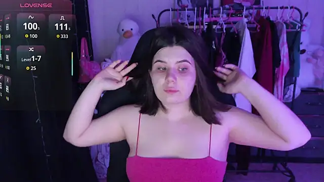 AmyVibess Adlı Modelin Canlı XXX Sohbeti