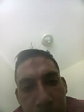 aL3JanDro93 Adlı Modelin Canlı XXX Sohbeti