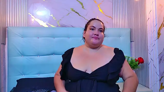MiaVelvet20 live XXX chat