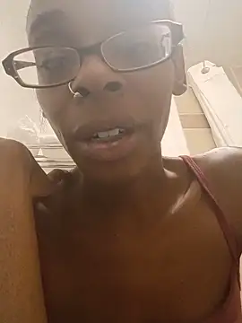 Czat XXX na żywo – Jasmine_FullsShine