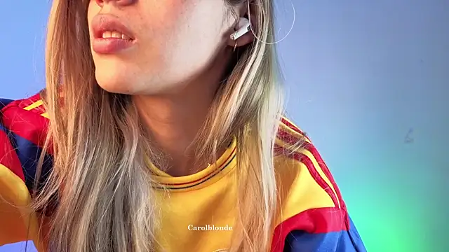 Carolblonde Live XXX-chat
