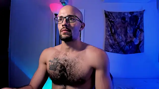 XXX chat uživo modela LarryGarzon