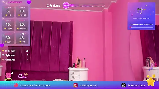 Chat +18 de mitzukywinteer ao vivo