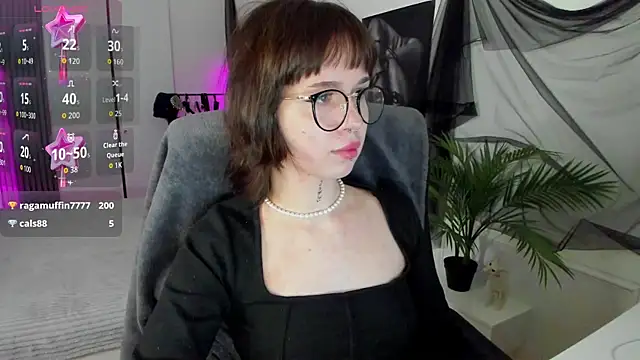 RisoSweet live XXX chat