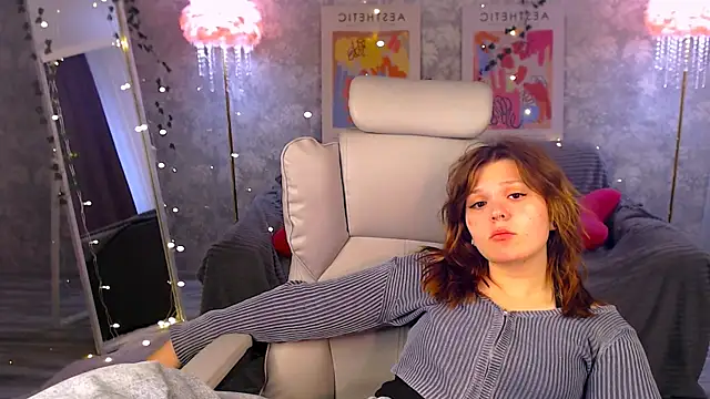 AgathaAgnia – Live XXX-chat