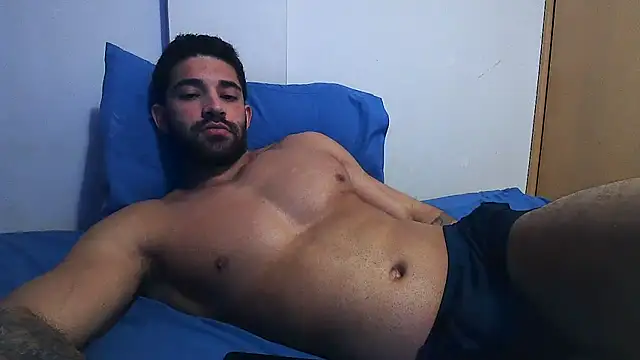 Chat +18 de macho_fit ao vivo