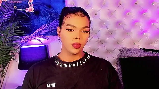 Chat XXX ao vivo de Keira_Fox31
